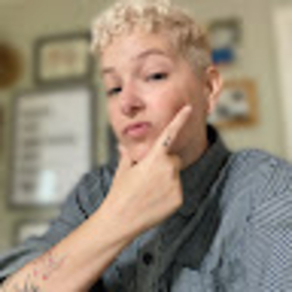 Meet your Posher, Nicole